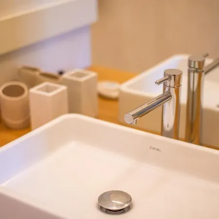 Appartement Paraiso Garden Suite--- Spacious & Downtown