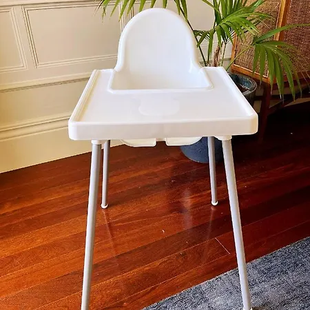 Apartman Paraiso Garden Suite--- Spacious & Downtown