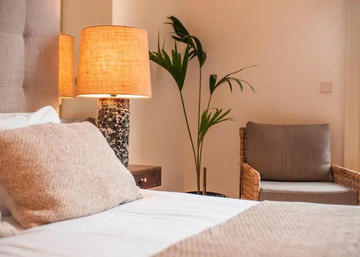 Paraíso Garden Suite--- Spacious&downtown * Oporto