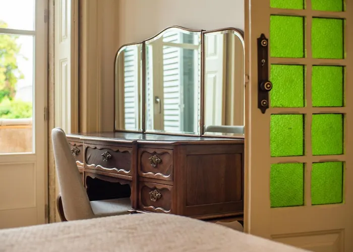 Paraiso Garden Suite--- Spacious & Downtown * 波尔图