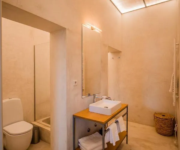 Paraíso Garden Suite--- Spacious&downtown Oporto