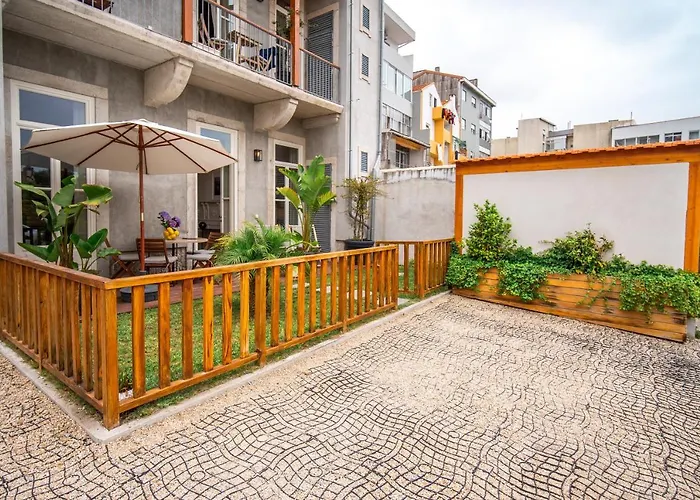 Paraiso Garden Suite--- Spacious & Downtown