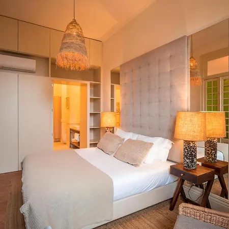 Paraiso Garden Suite--- Spacious & Downtown 아파트 *